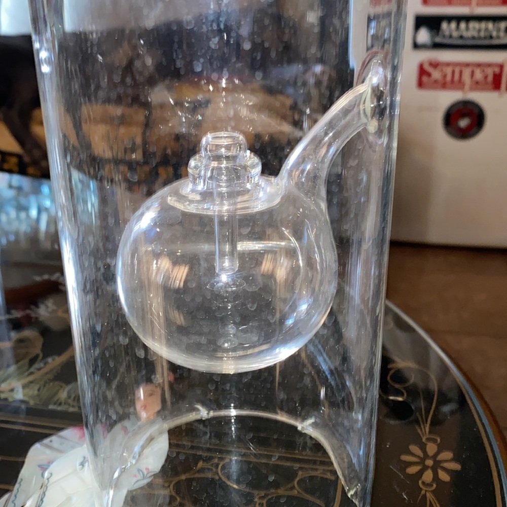 BX48 Vintage WOLFARD Handblown Glass 12” Oil Lamp - Picture 2 of 5